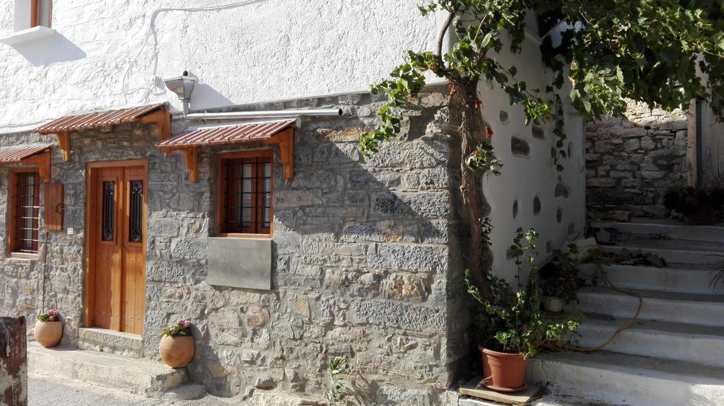 Sfirakis Traditional House エロウンダ エクステリア 写真
